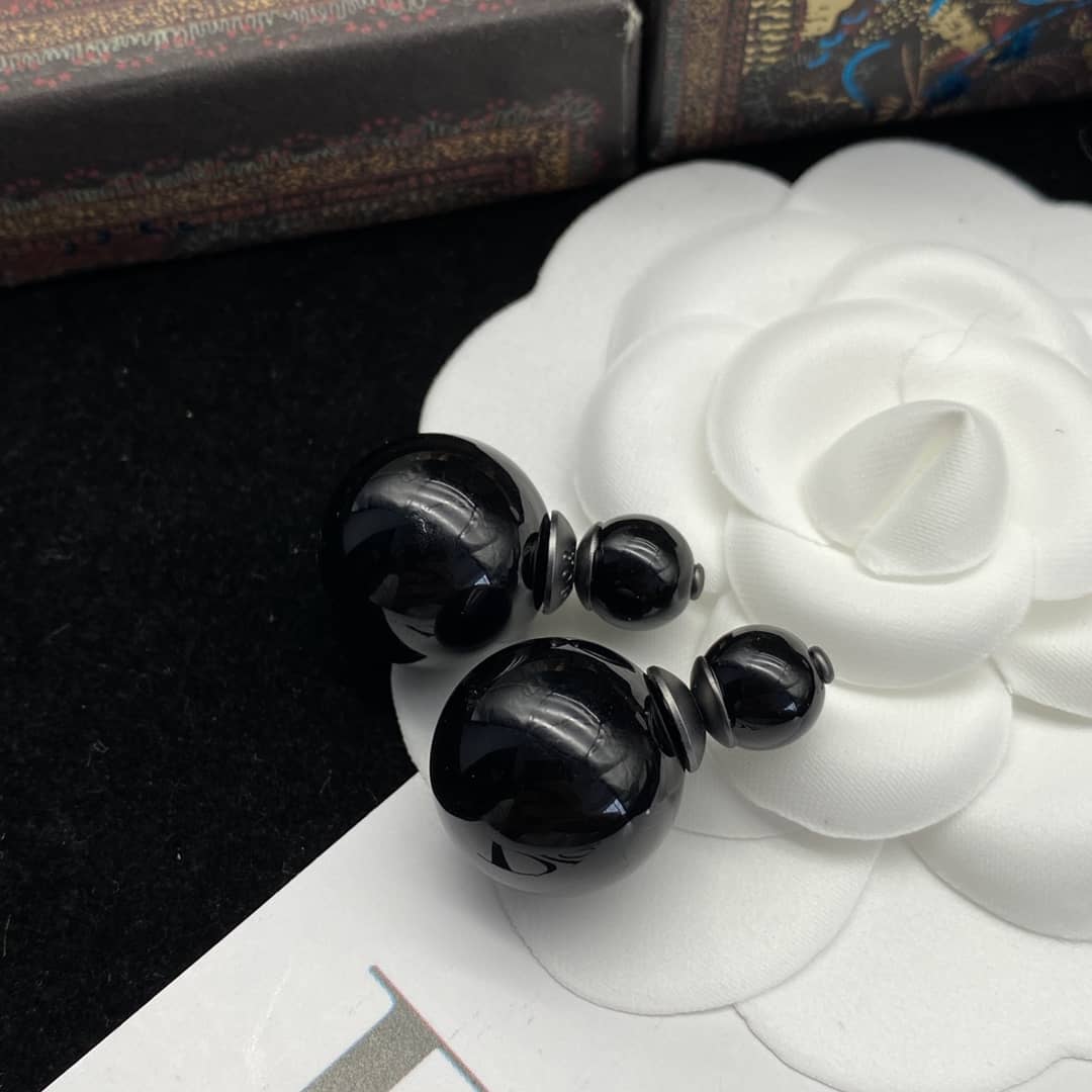 Designer Chr1st1an D10r Classic Earring