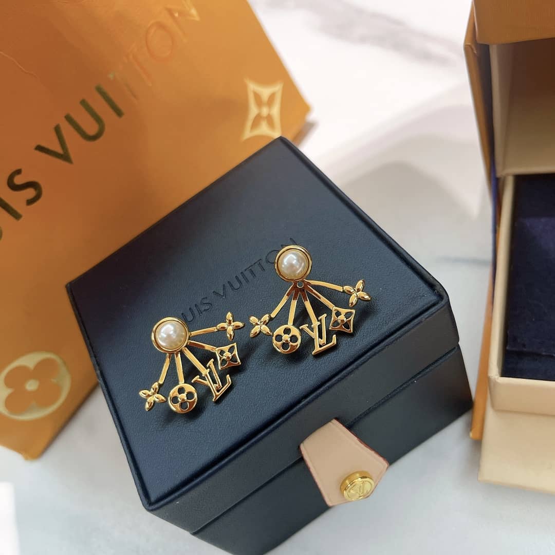 7 Star L0vis Vvtt0n Earring