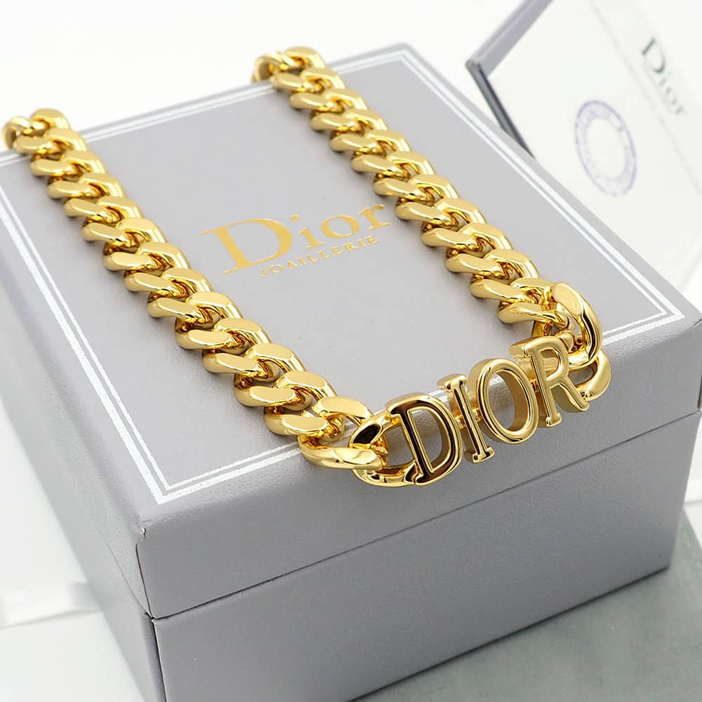 Best Chr1st1an D10r Classic Necklace