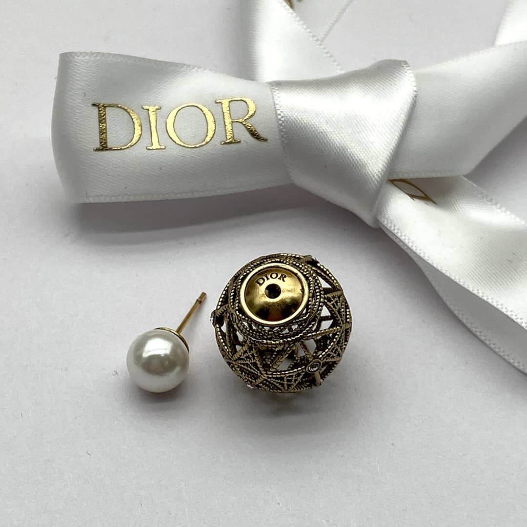 High Quality Chr1st1an D10r Earring