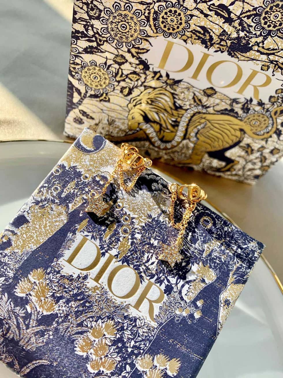 Replica Chr1st1an D10r Earring