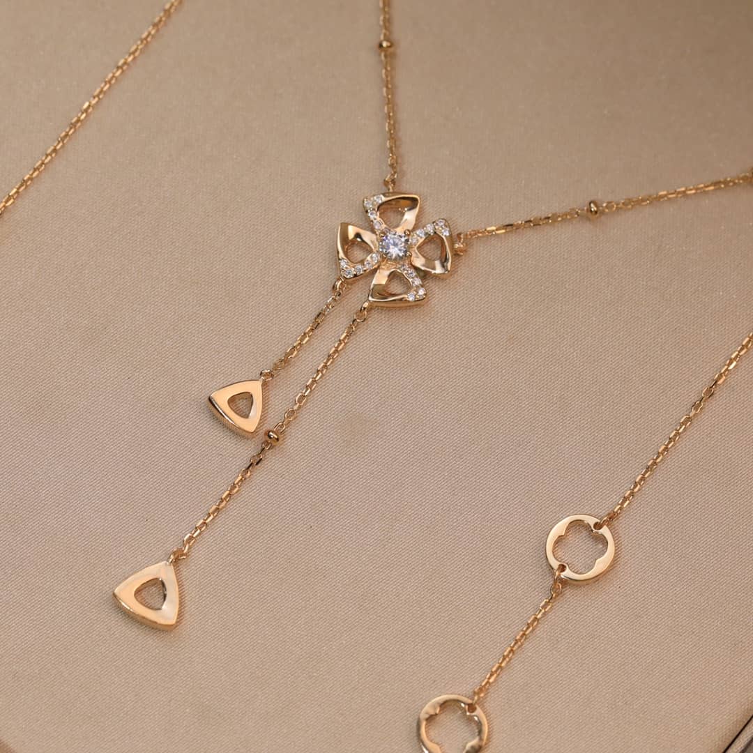 Bv1g*ai Necklace First Copy