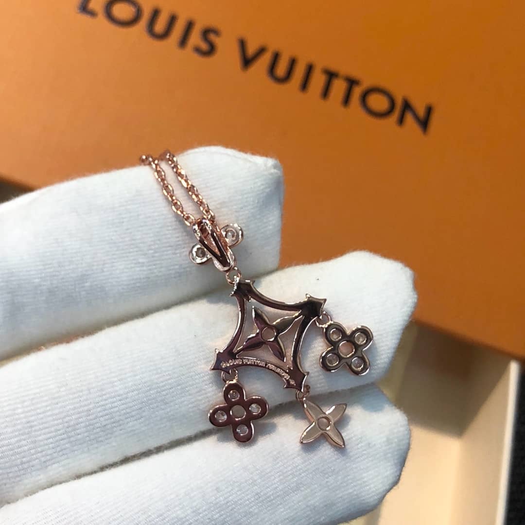 L0vis Vvtt0n Necklace For Sale