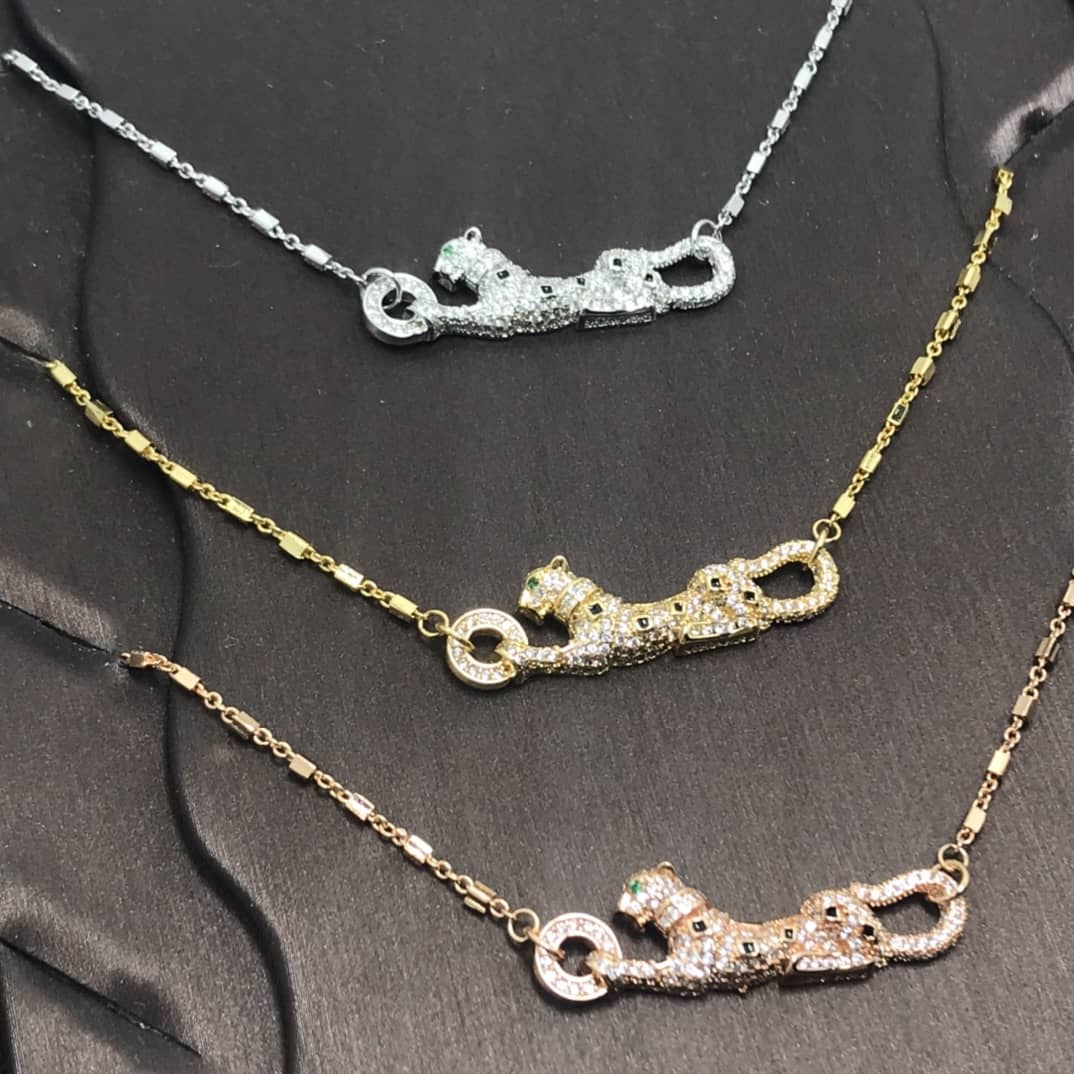 7 Star Ca*t1er Necklace