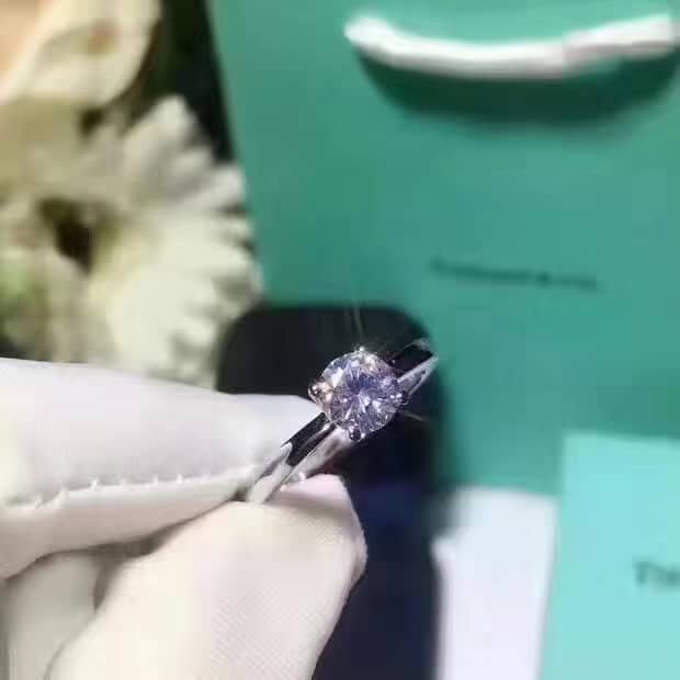 Knockoff T*f*ny Logo Ring