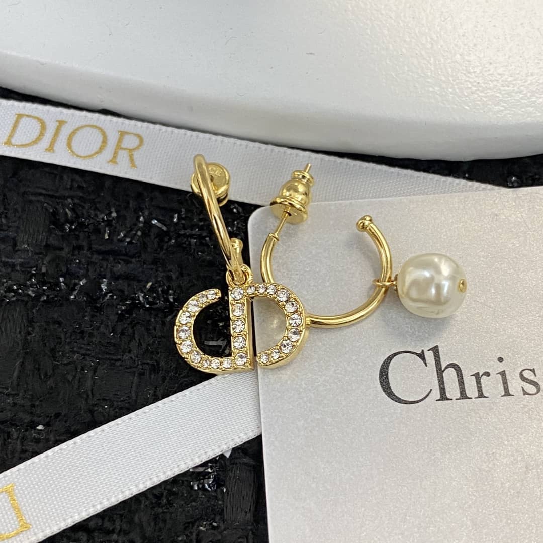 Luxury Chr1st1an D10r Classic AAA+ Earring