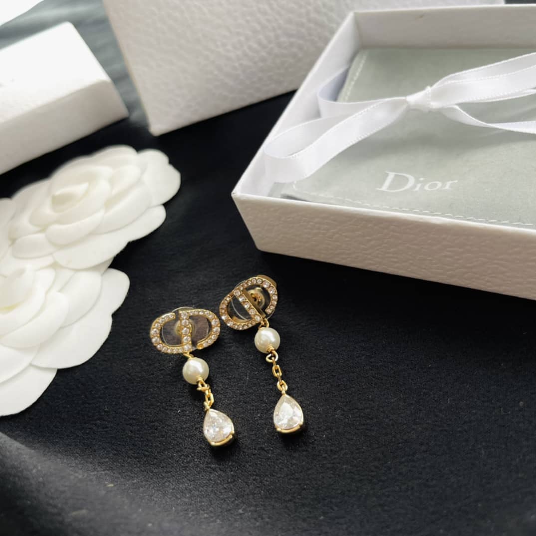 Luxury Chr1st1an D10r Classic AAA+ Earring