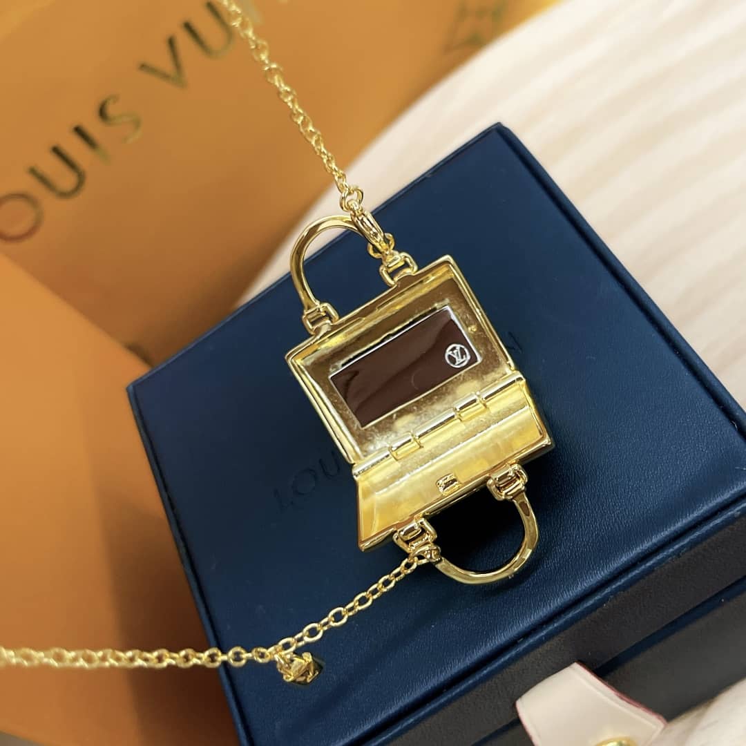 Top Quality L0vis Vvtt0n Necklace