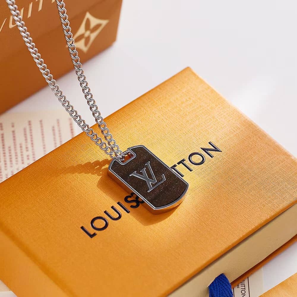 Best L0vis Vvtt0n Classic Necklace