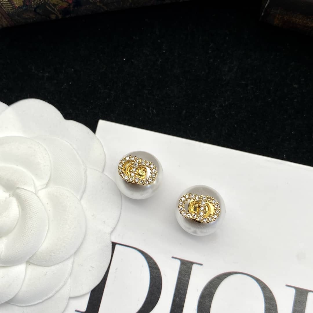 Knockoff Chr1st1an D10r Logo Earring