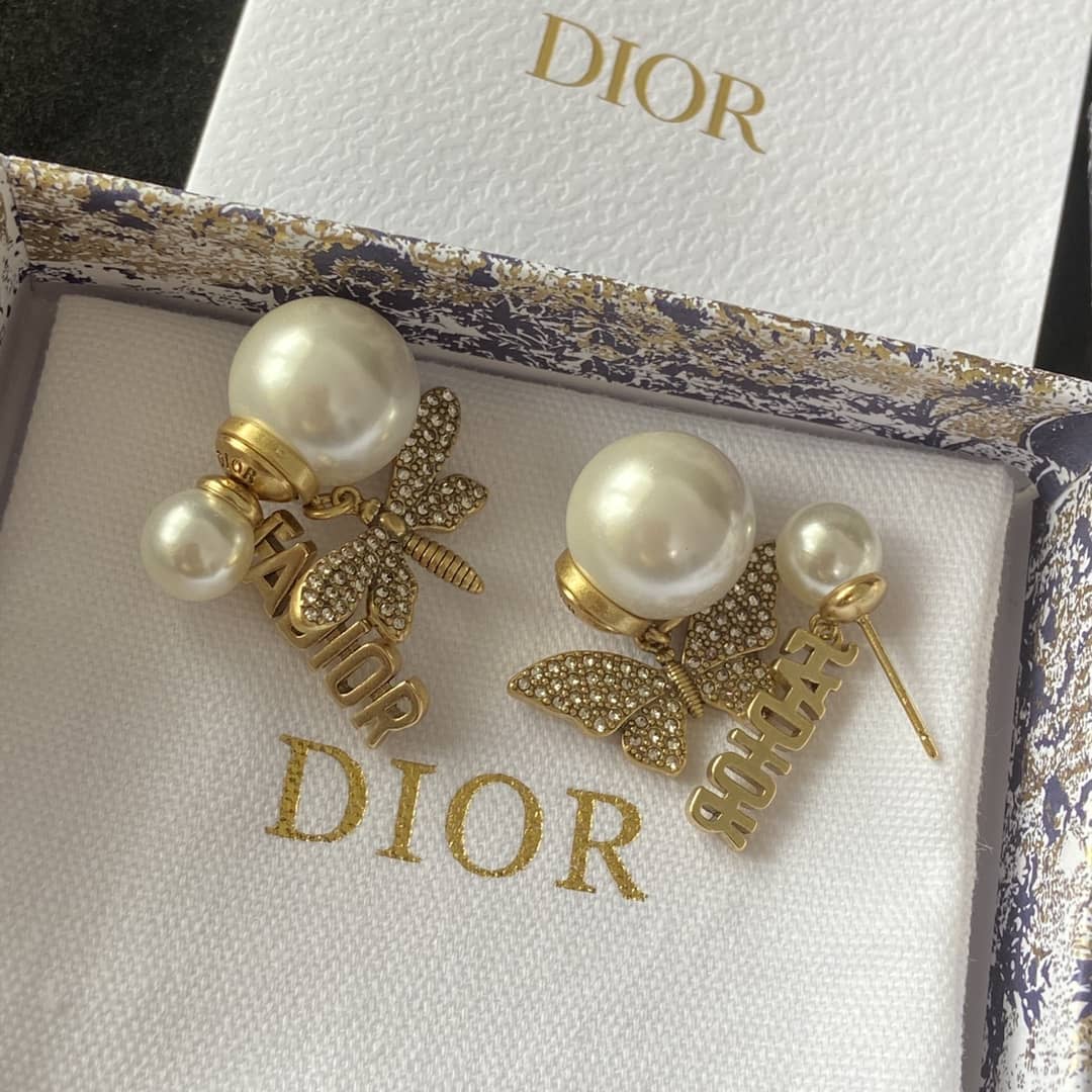 Top Quality Chr1st1an D10r Earring