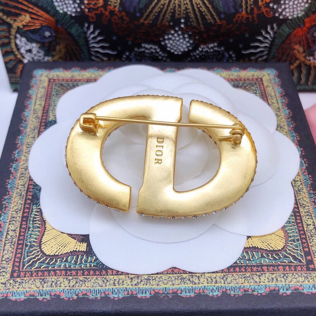 Chr1st1an D10r Brooch First Copy