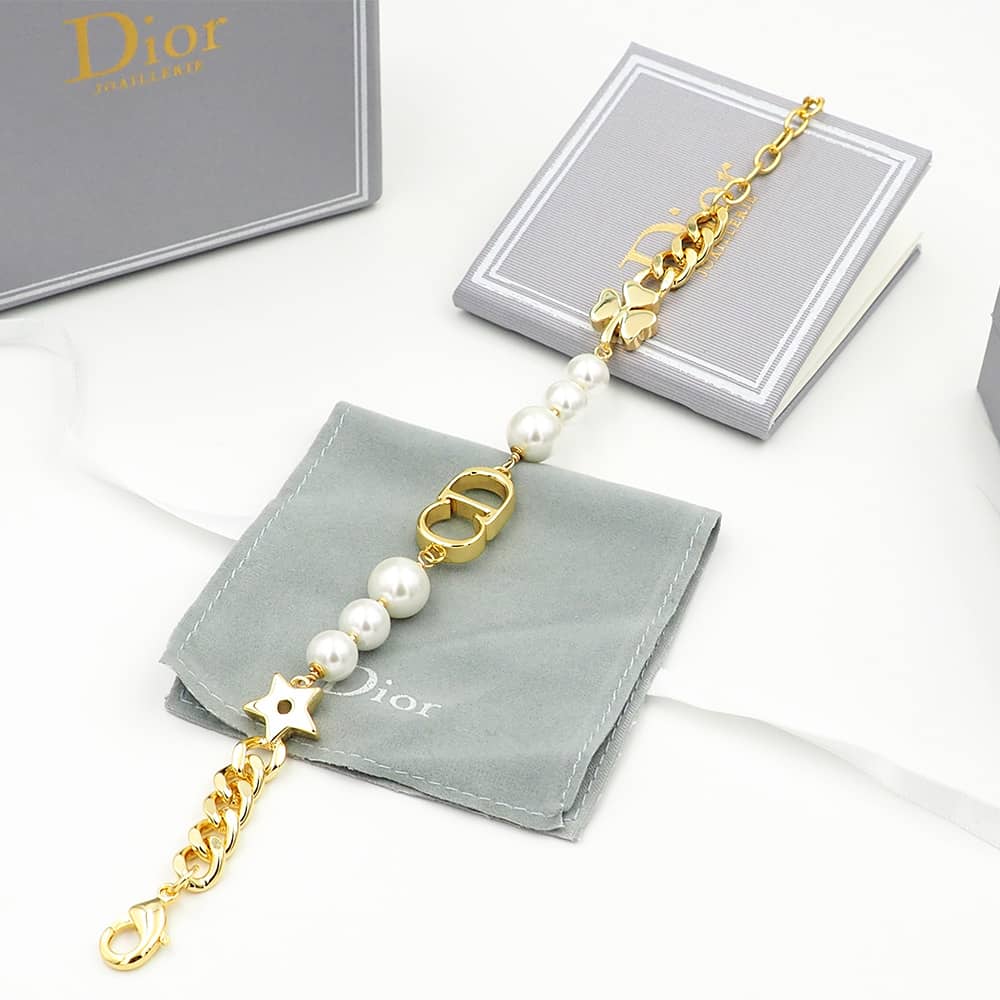 Chr1st1an D10r Bracelet First Copy