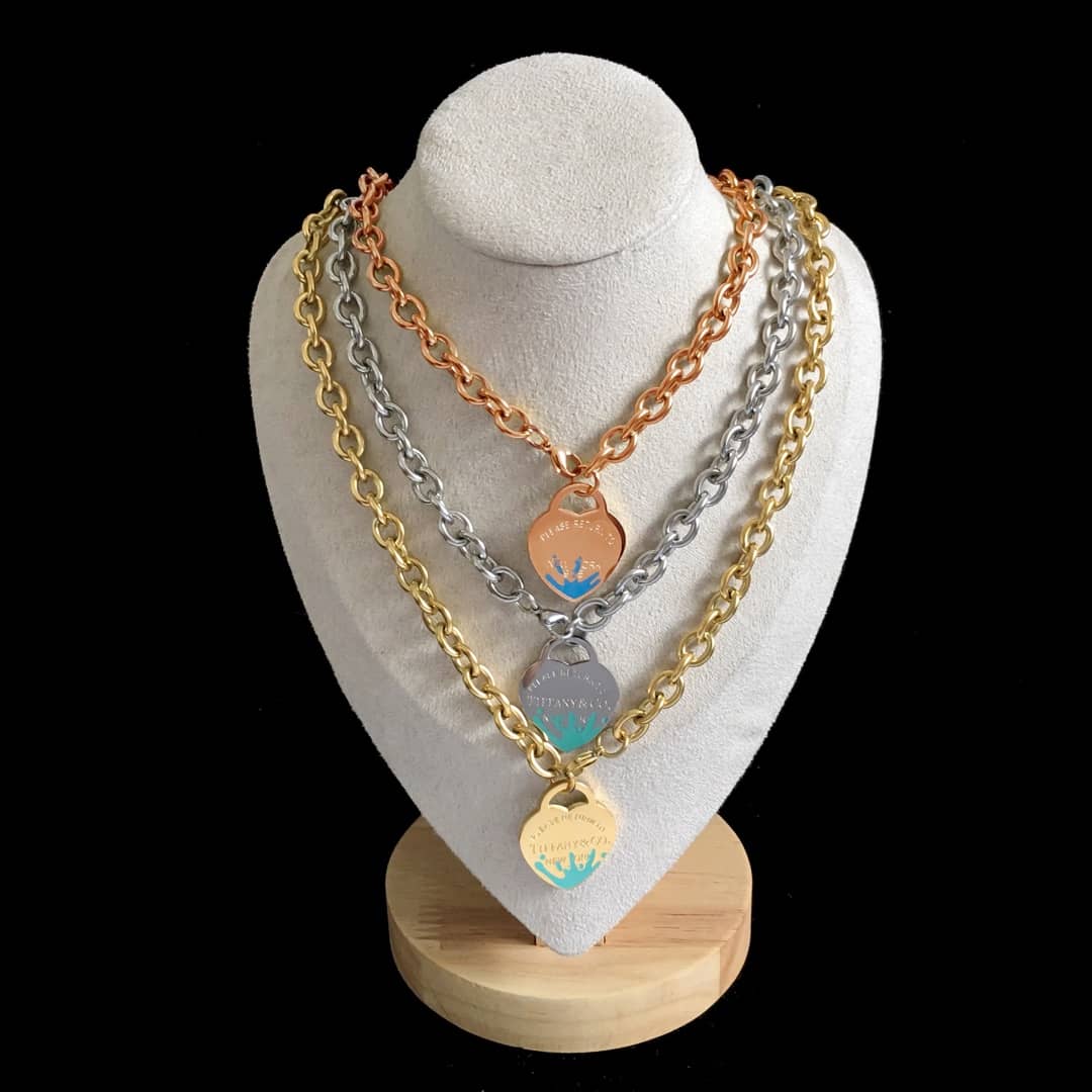 T*f*ny Necklace For Sale