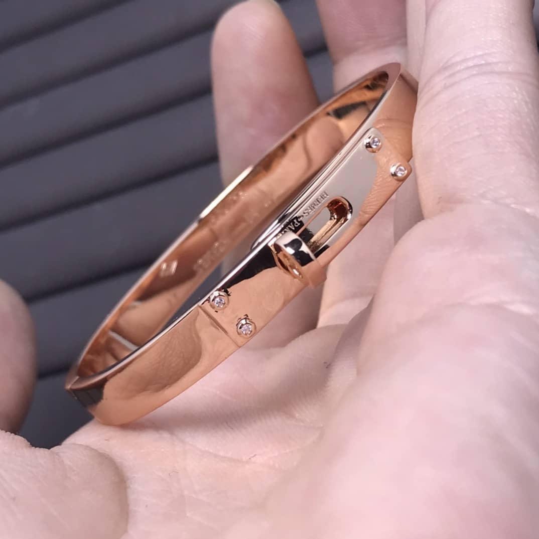 Knockoff H**me5 Logo Bracelet