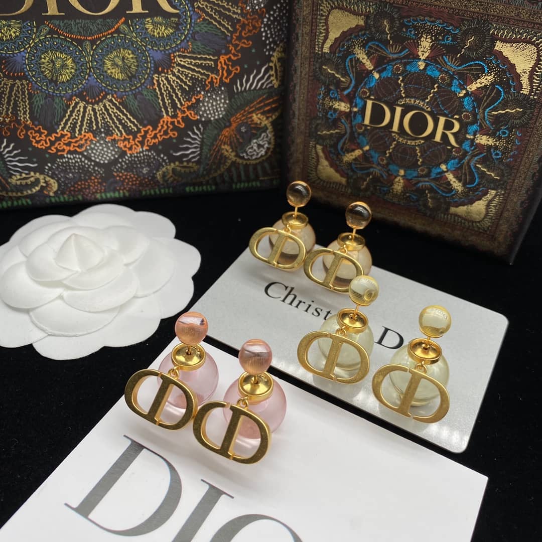 Wholesale Chr1st1an D10r AAA+ Earring