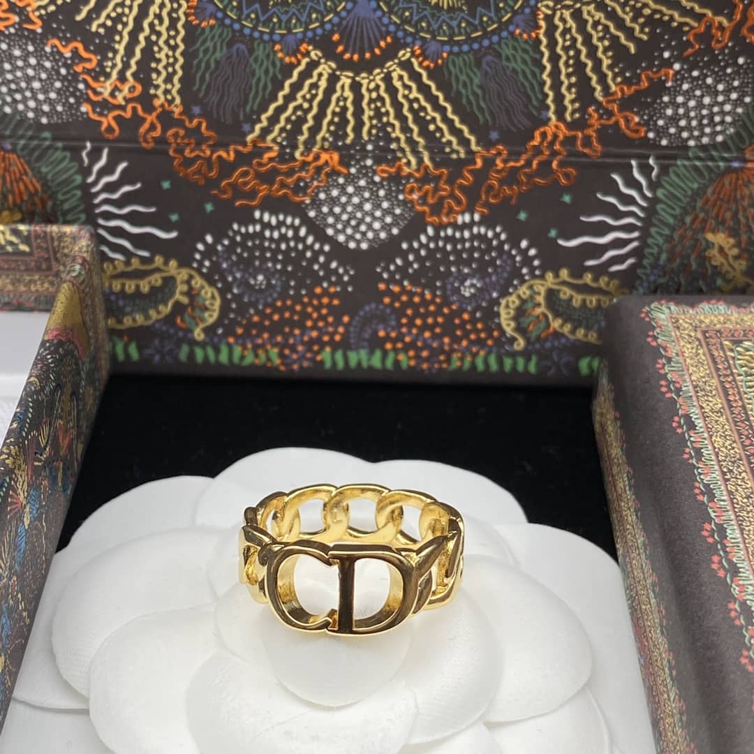 Knockoff Chr1st1an D10r Logo Ring