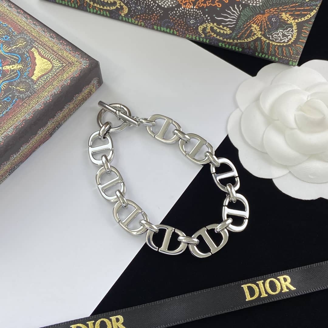 Replica Chr1st1an D10r Bracelet