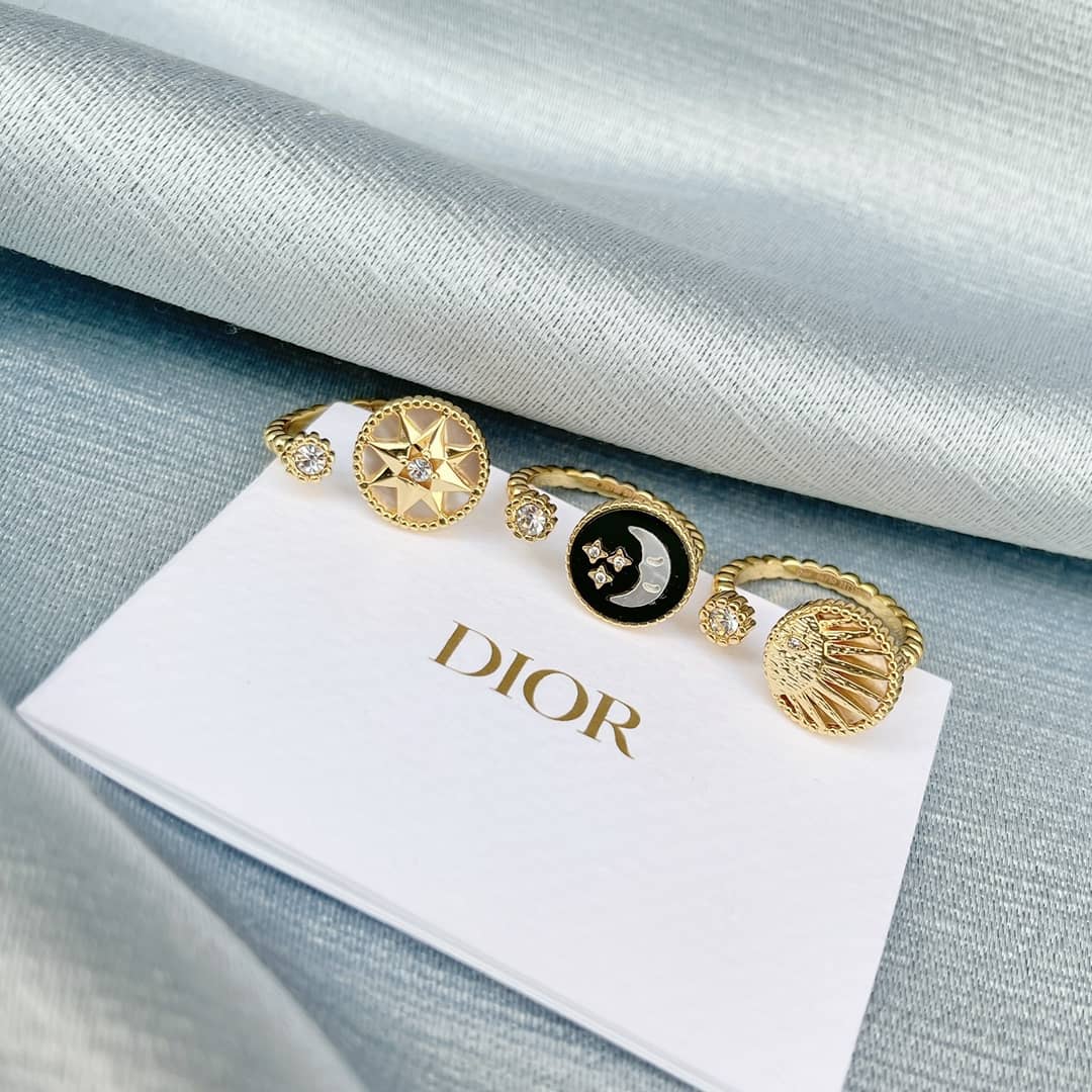 Designer Chr1st1an D10r Classic Ring