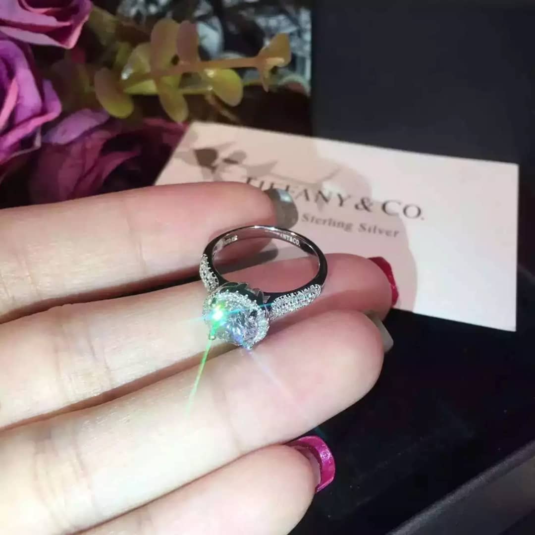 Best T*f*ny Classic Ring