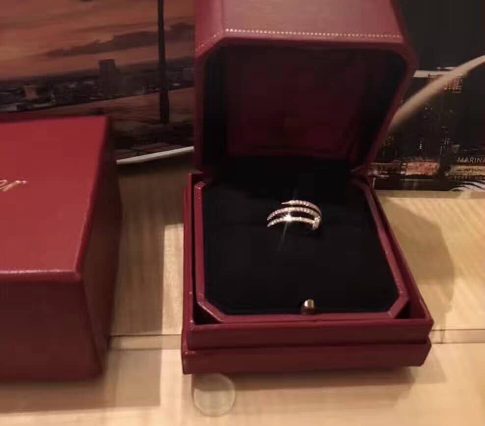 Knockoff Ca*t1er Dupe Ring