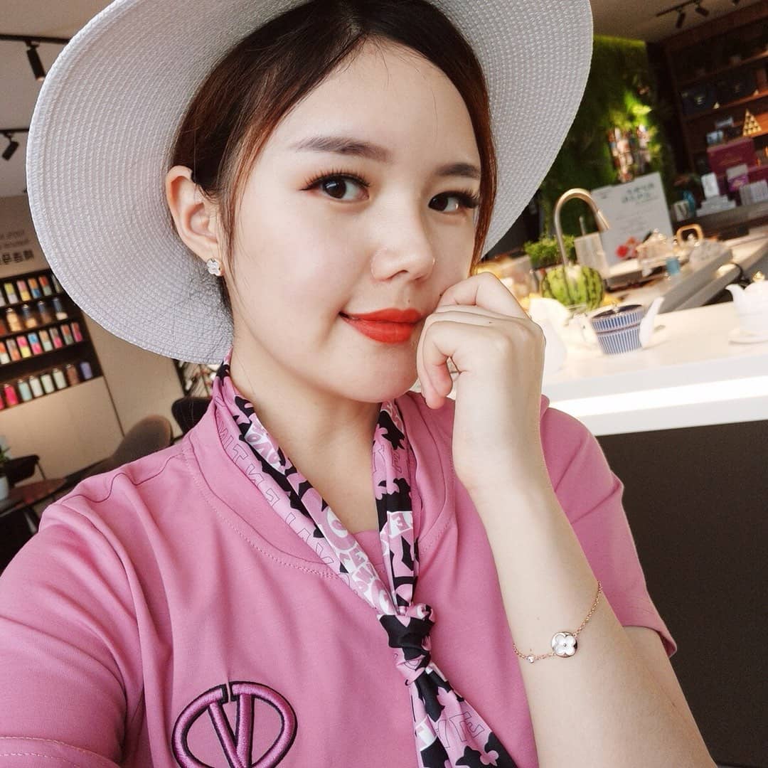 L0vis Vvtt0n Earring Copy