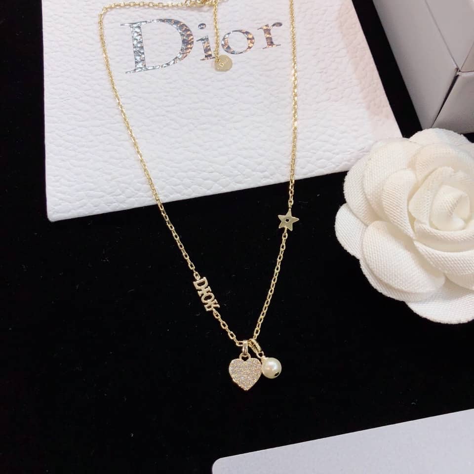Best Chr1st1an D10r Classic Necklace