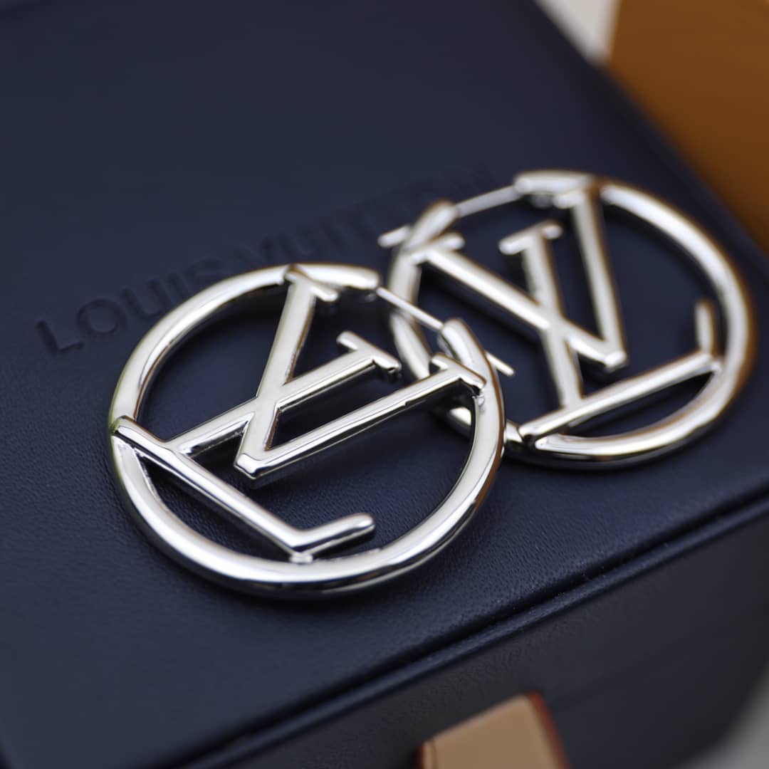 L0vis Vvtt0n Earring First Copy