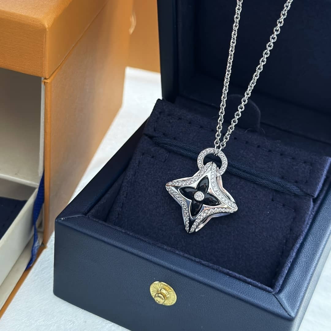 Top Quality L0vis Vvtt0n Necklace