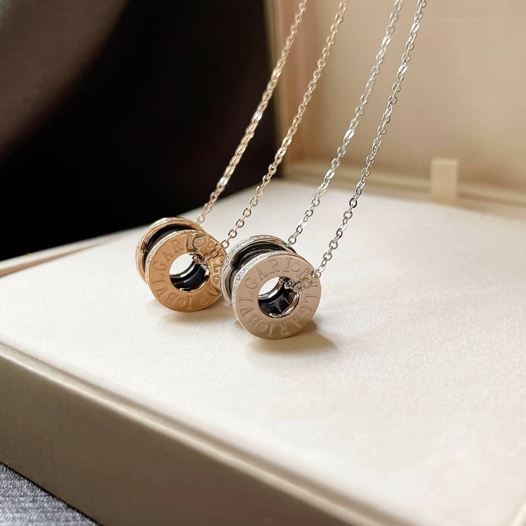 Bv1g*ai Necklace Copy