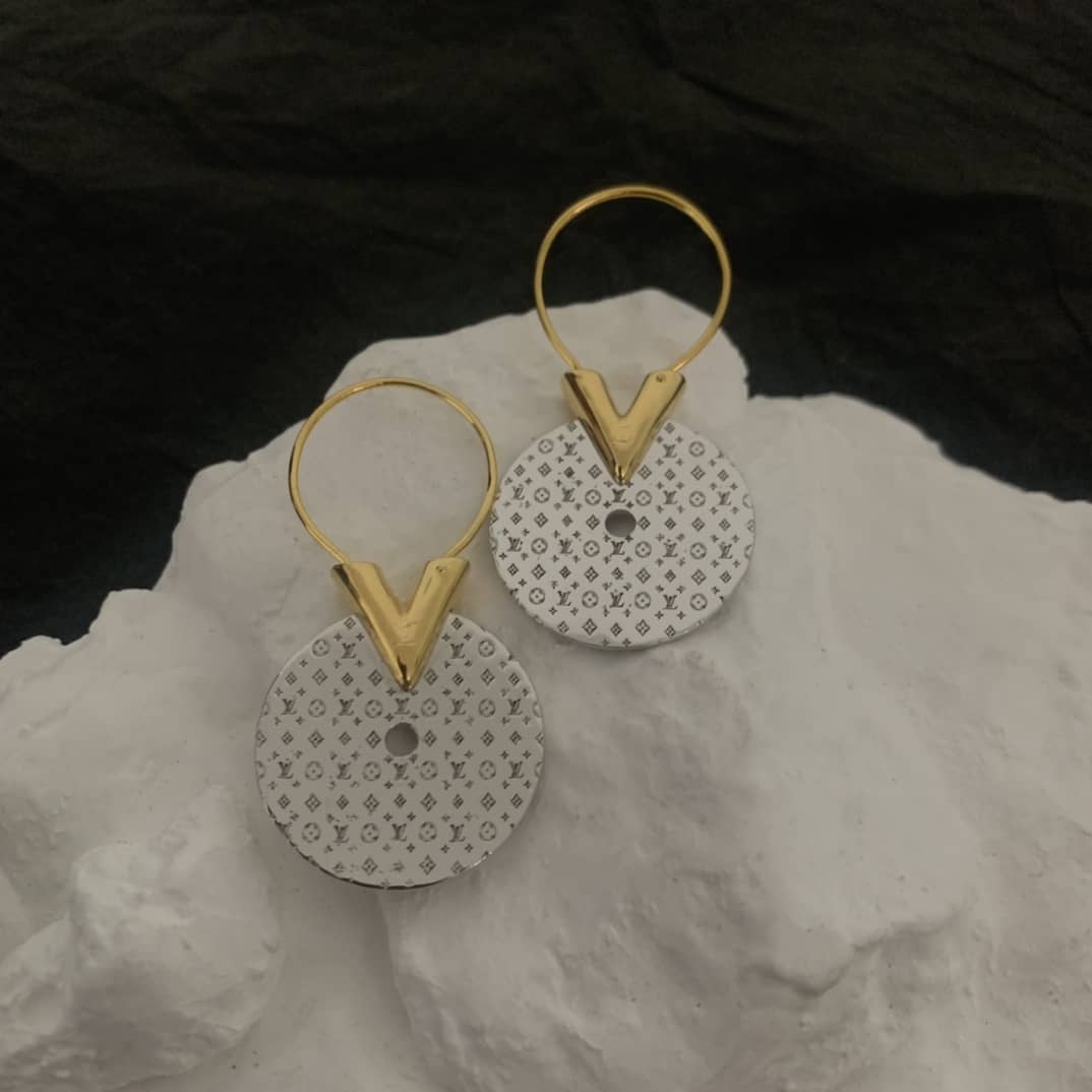 Cheap L0vis Vvtt0n Earring