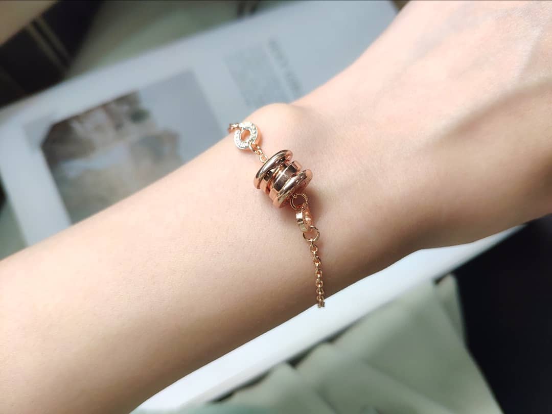 7 Star Bv1g*ai Bracelet