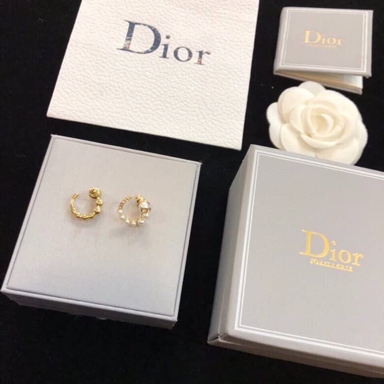 Fake Chr1st1an D10r Logo Earring