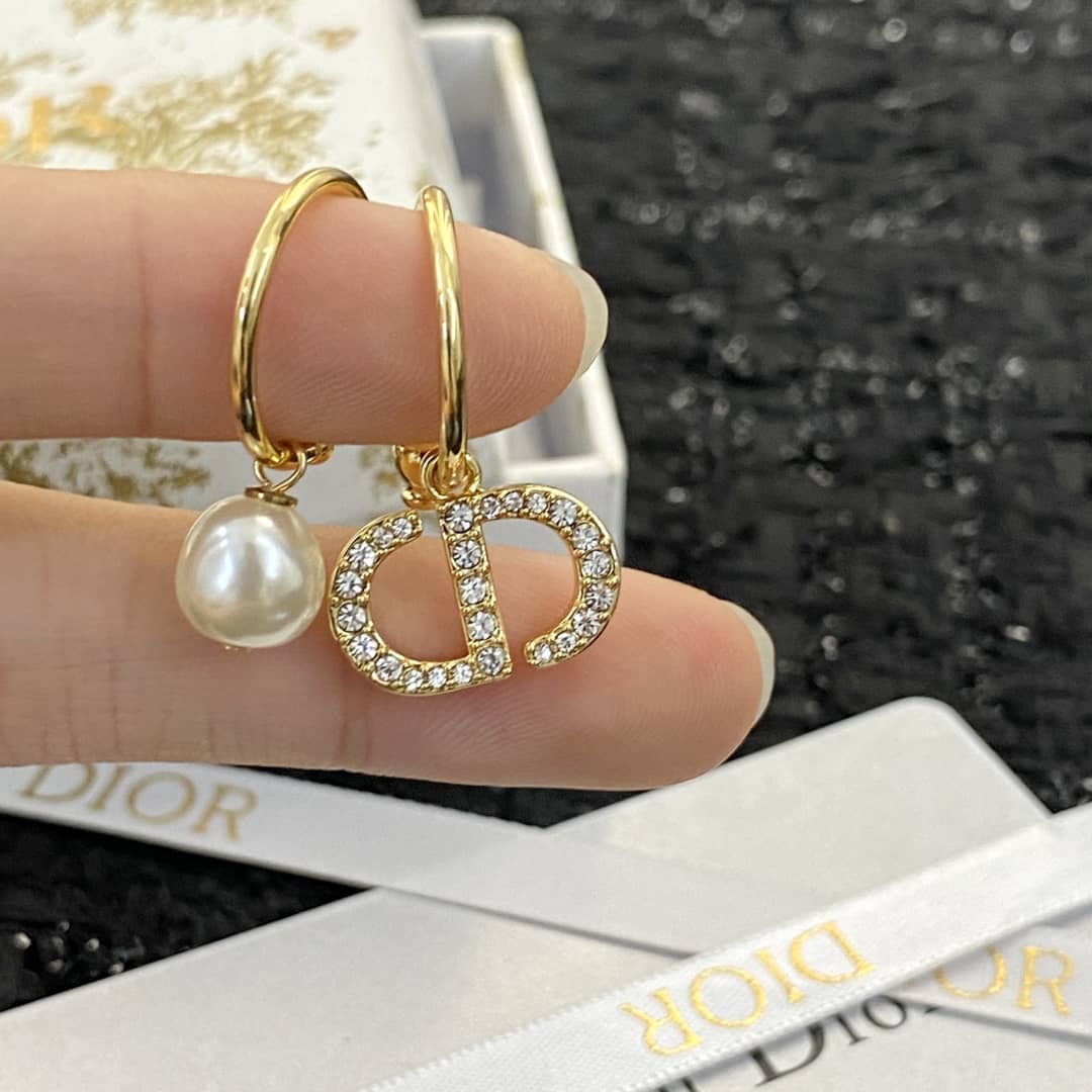 Luxury Chr1st1an D10r Classic AAA+ Earring