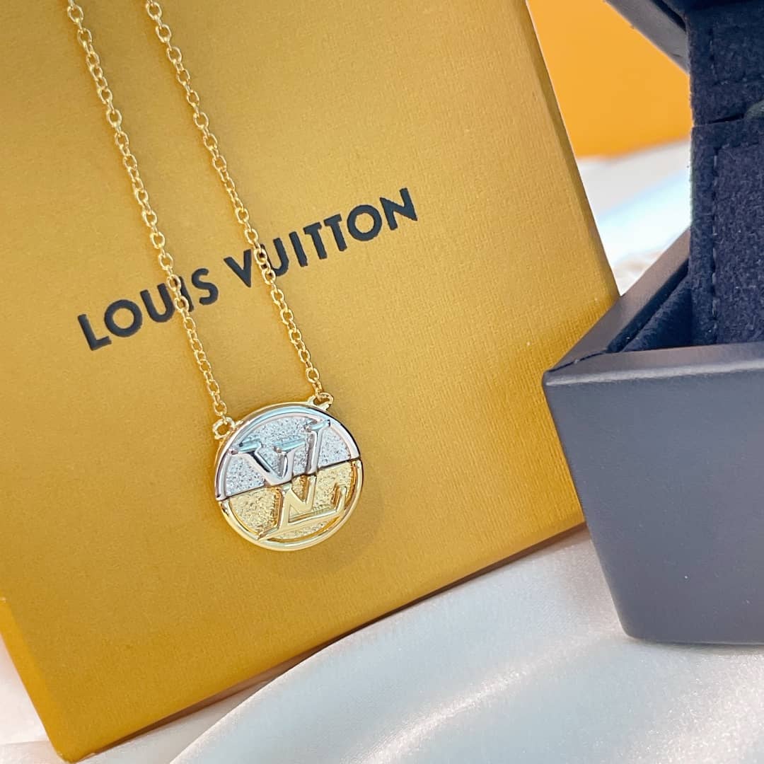 High Quality L0vis Vvtt0n Necklace