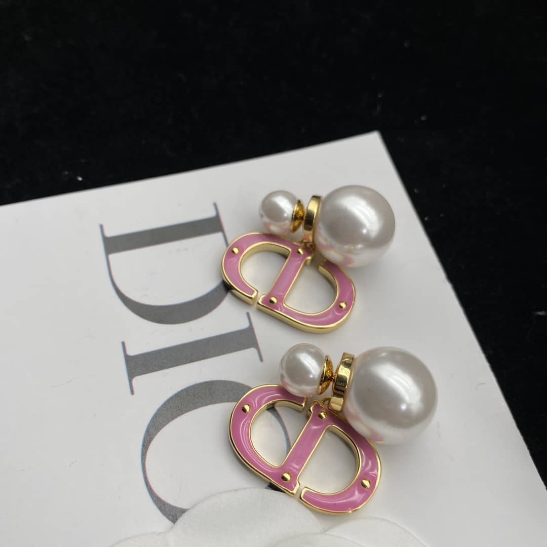Wholesale Chr1st1an D10r Logo Earring