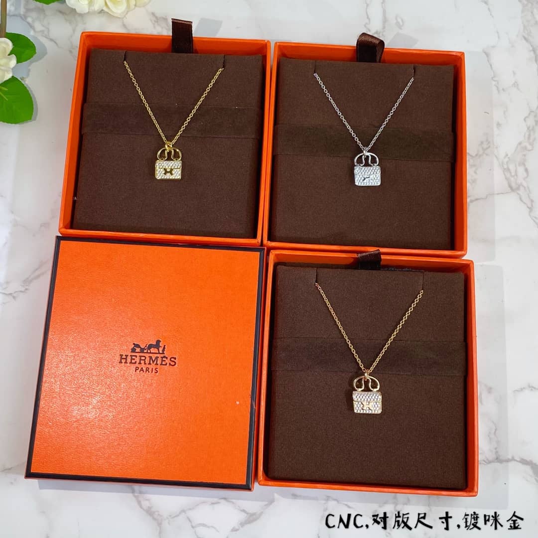 H**me5 Necklace Copy