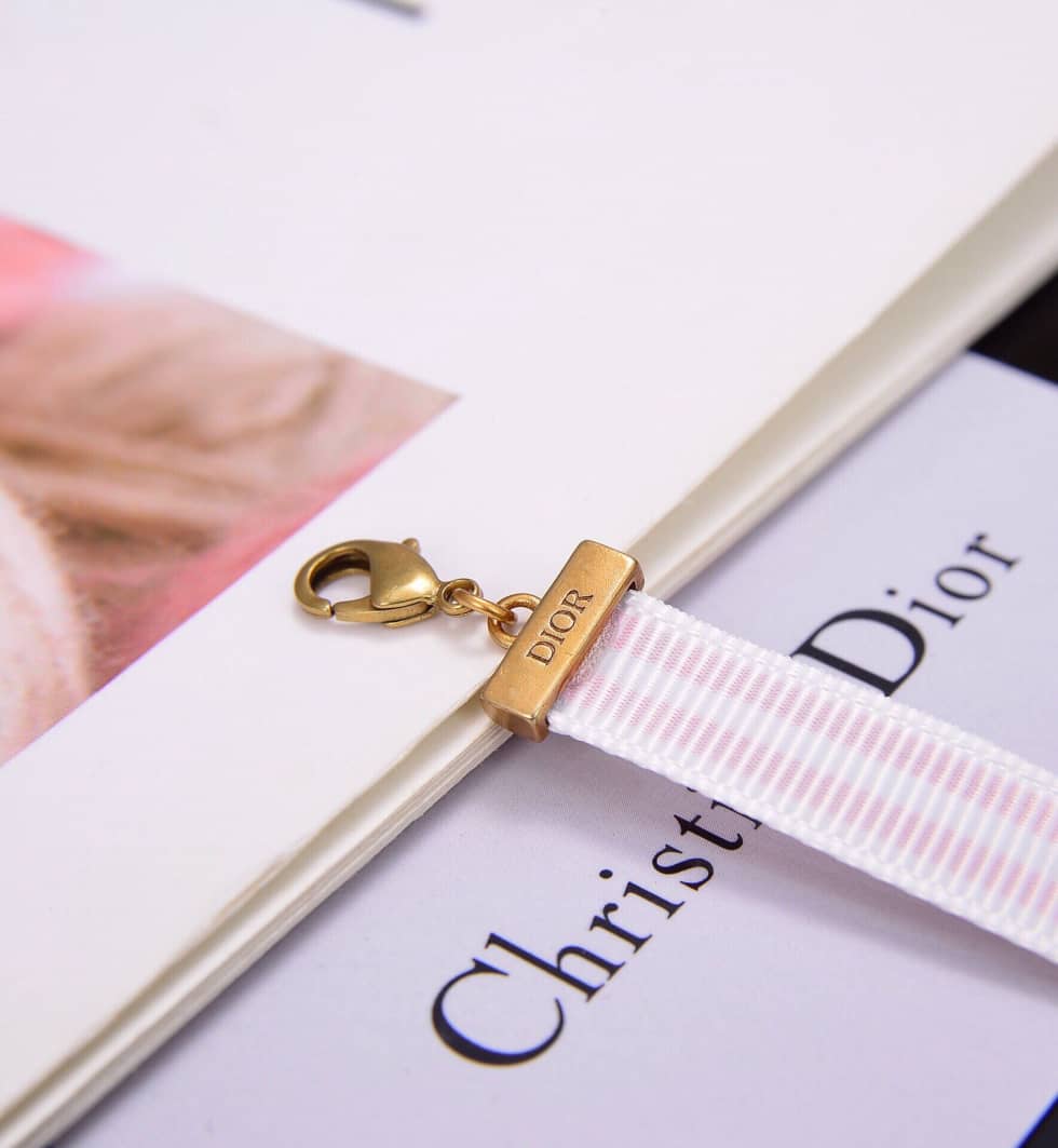 7 Star Chr1st1an D10r Necklace