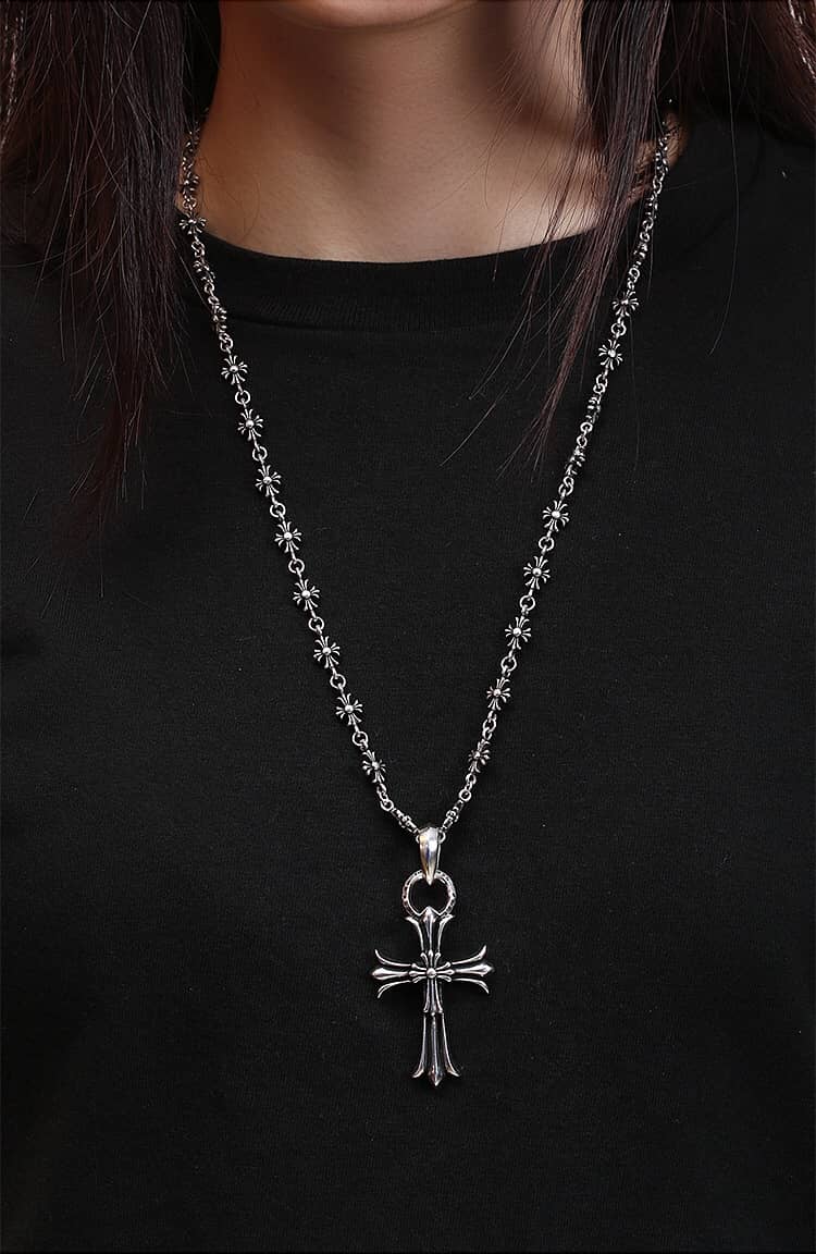 Cheap Ch*0me He**ts Necklace