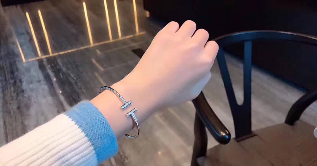 Knockoff T*f*ny Logo Bracelet
