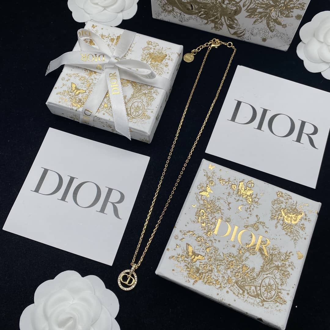 Chr1st1an D10r Necklace First Copy