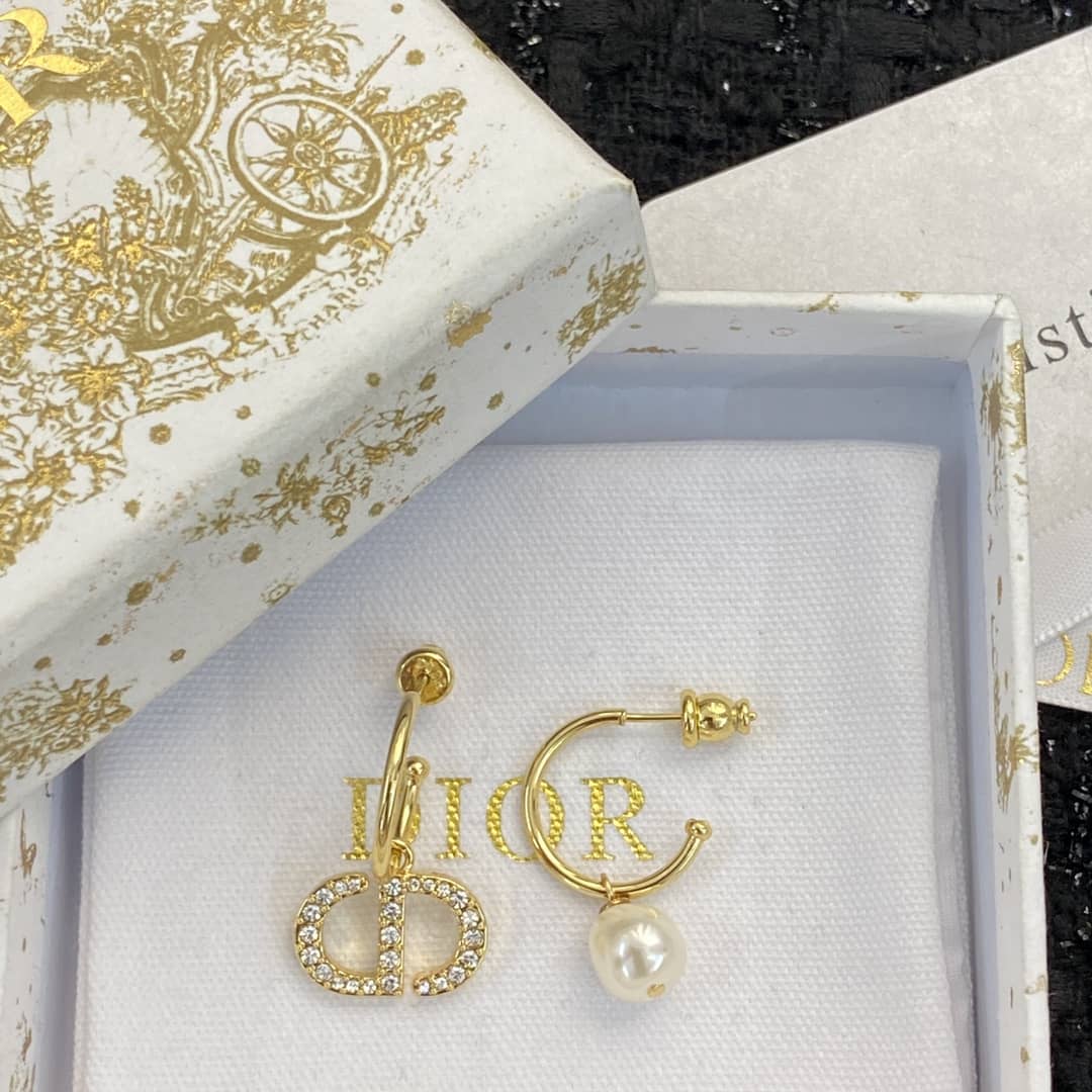 Luxury Chr1st1an D10r Classic AAA+ Earring