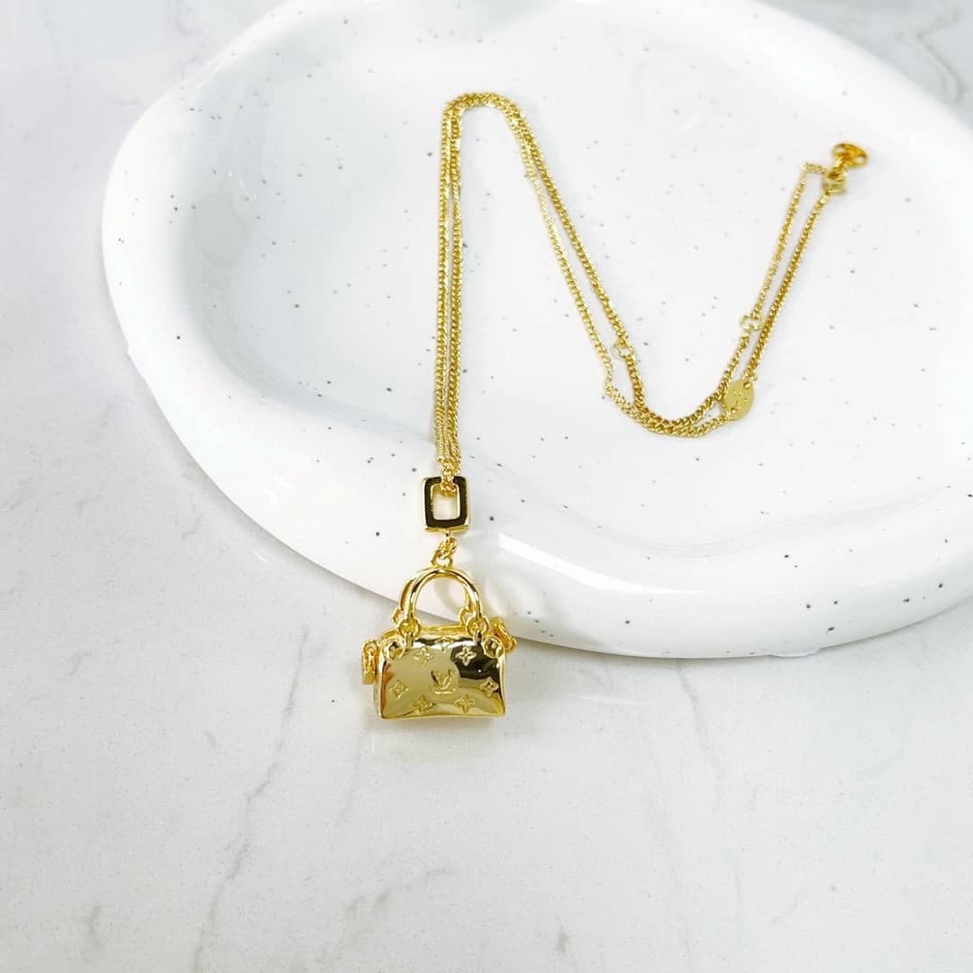 Fake L0vis Vvtt0n Logo Necklace