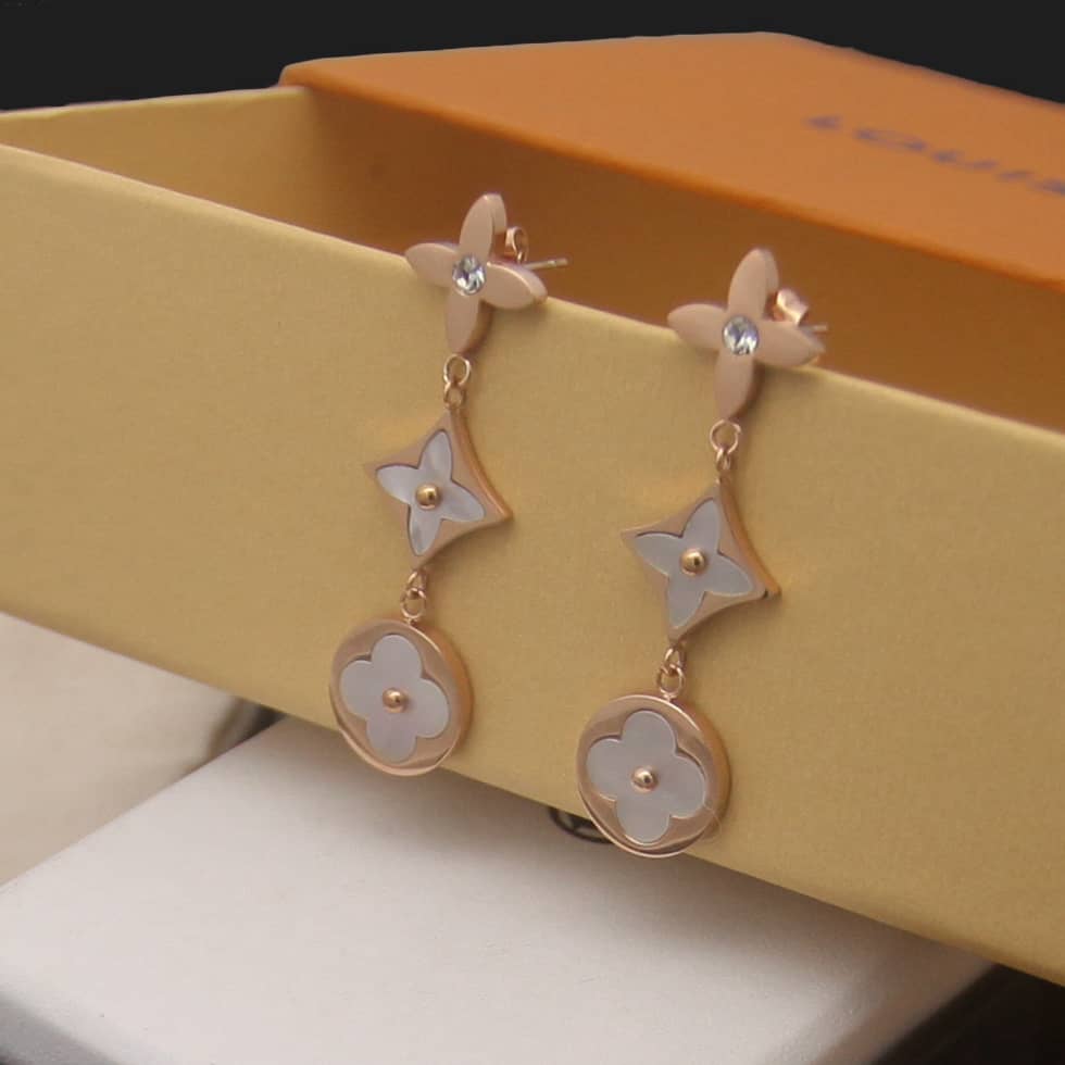 7 Star L0vis Vvtt0n Earring