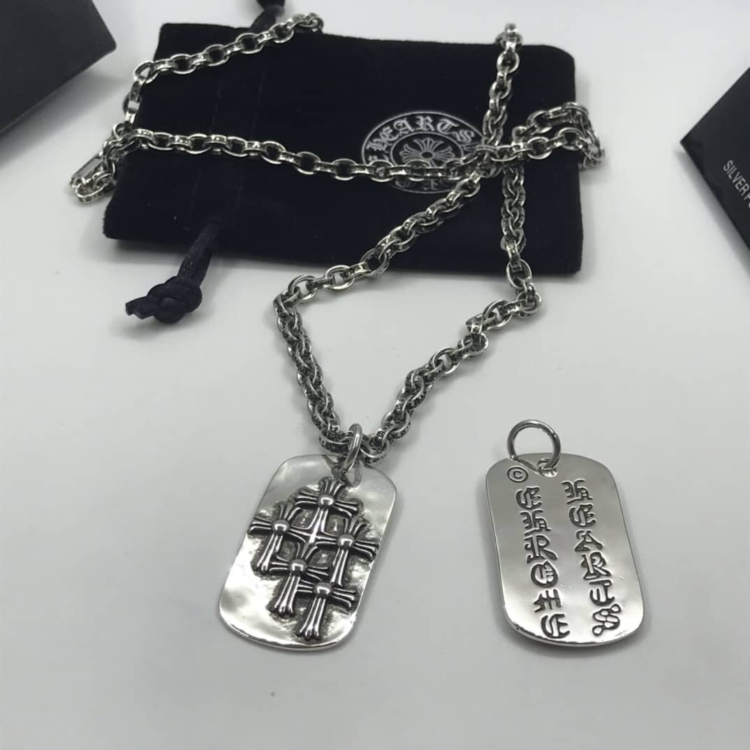 Replica Ch*0me He**ts Necklace