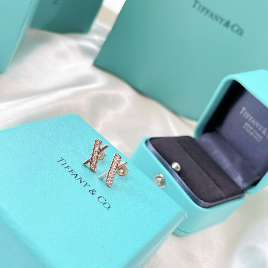 7 Star T*f*ny Earring