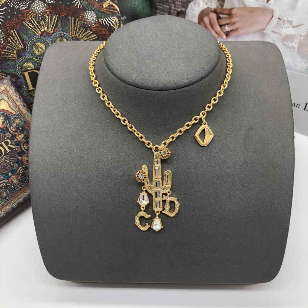 Knockoff Chr1st1an D10r Logo Necklace