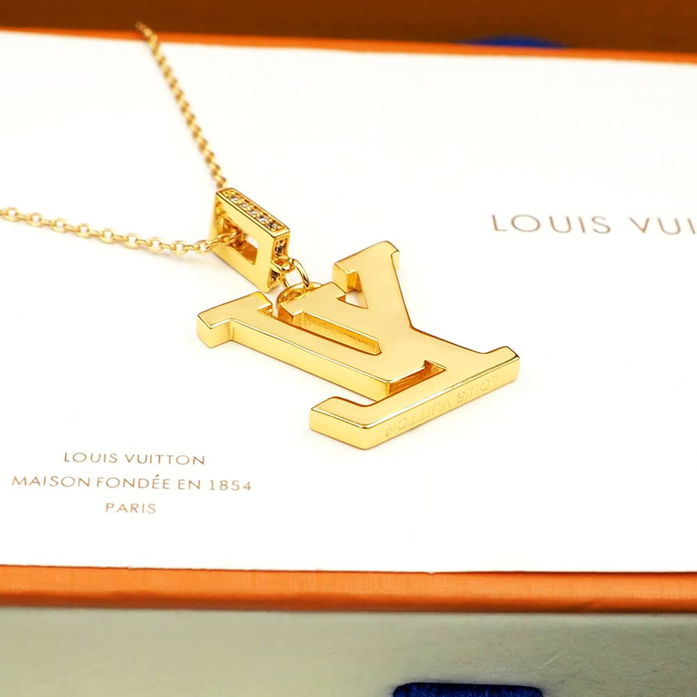 Knockoff L0vis Vvtt0n Logo Necklace