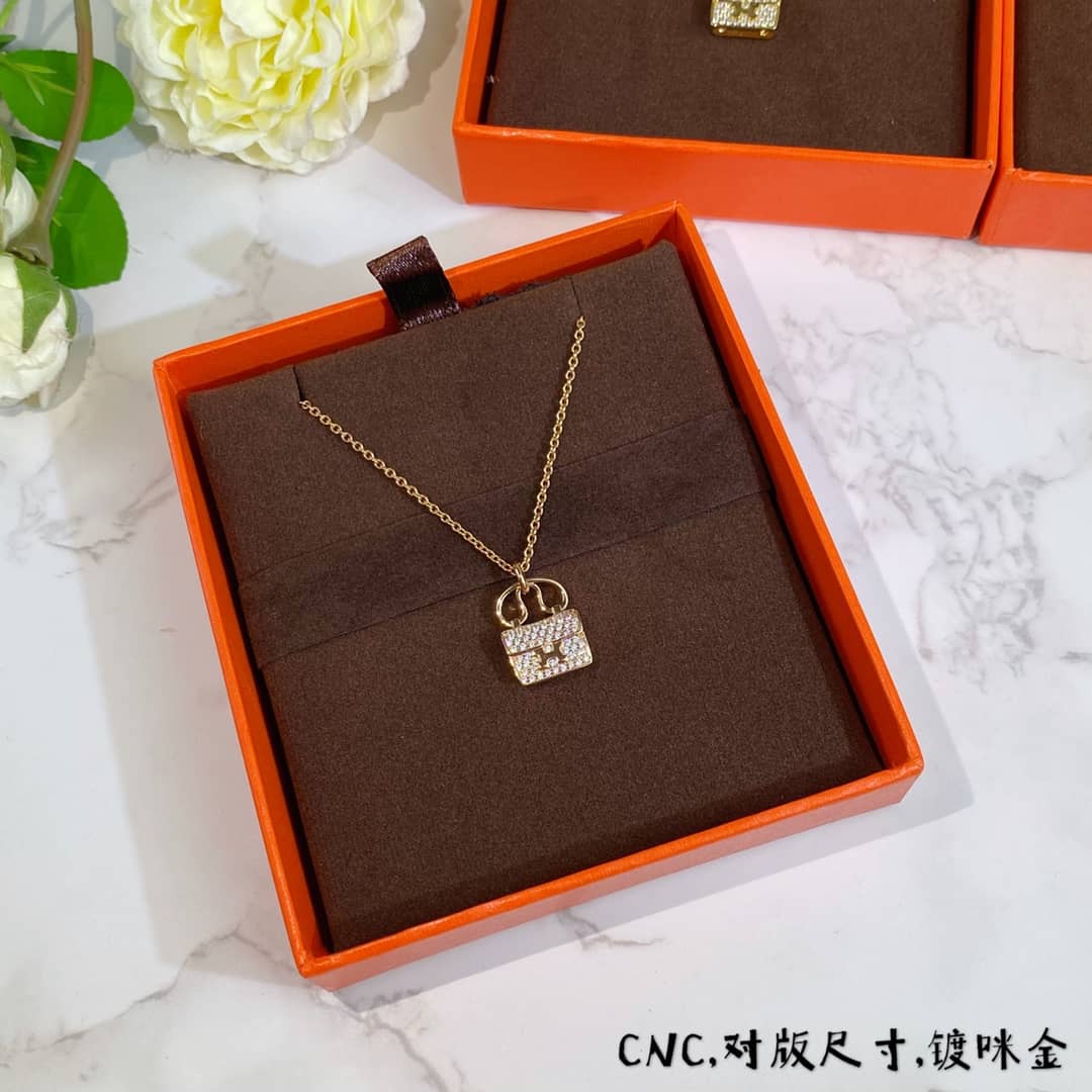 H**me5 Necklace Copy