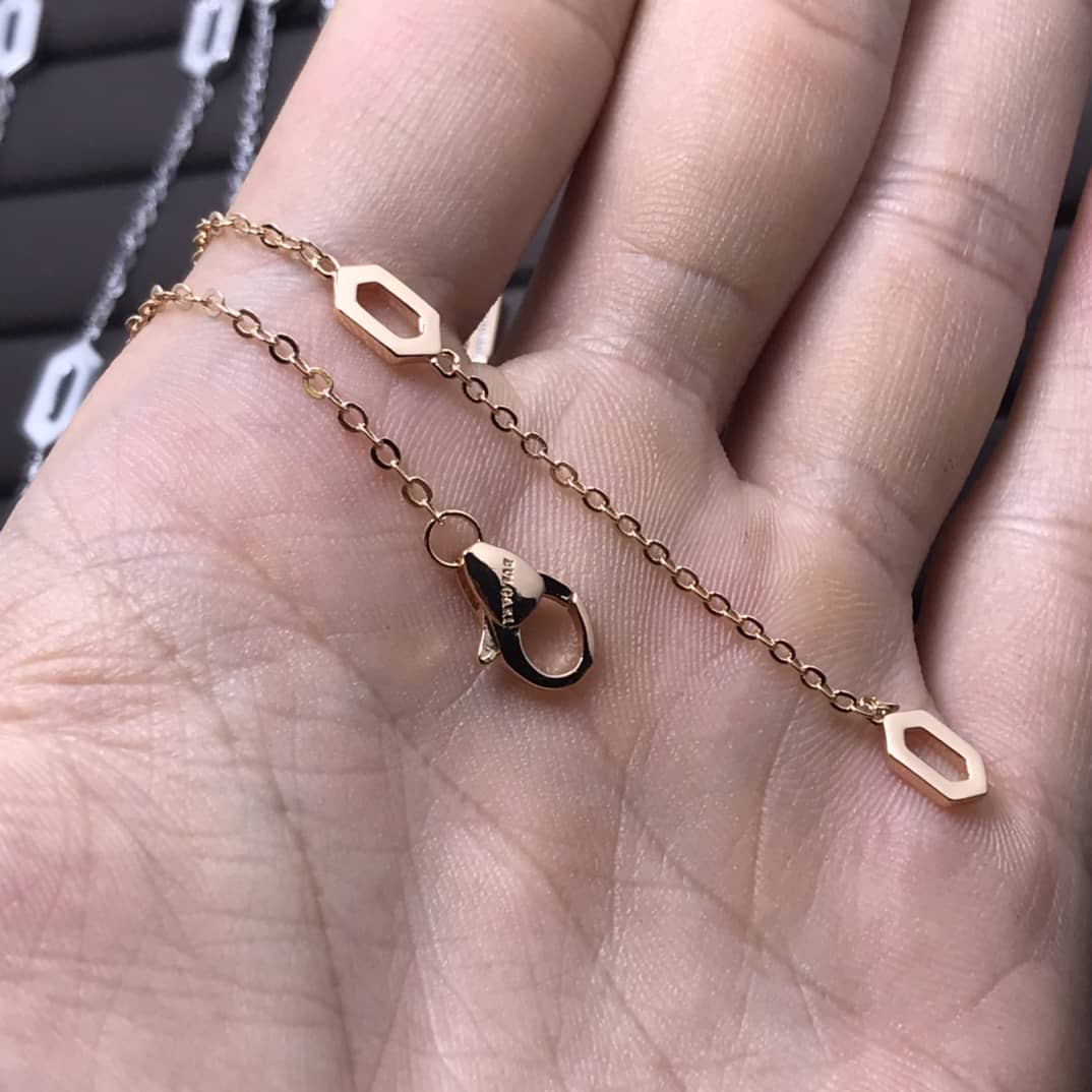 Top Quality Bv1g*ai Necklace